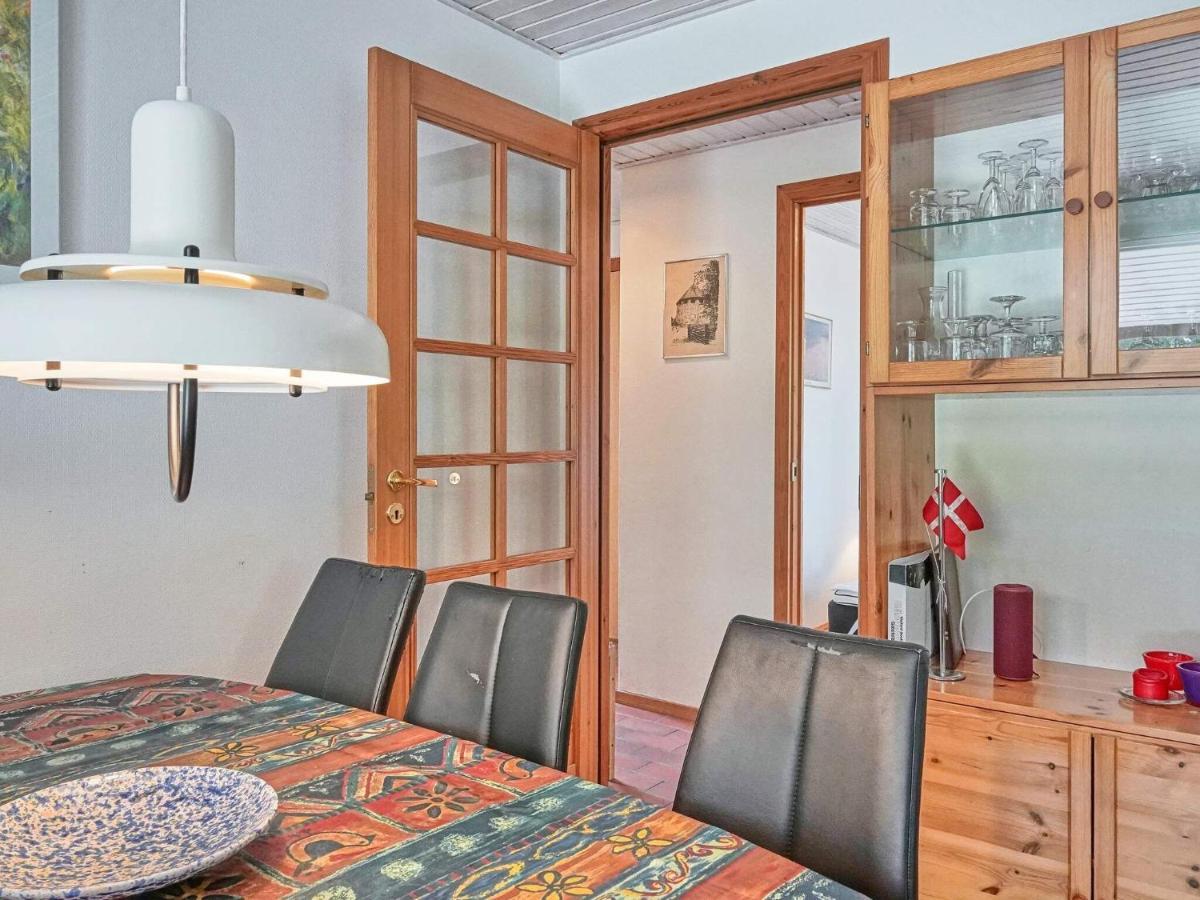 Three-Bedroom Holiday Home In Ronne 4 Exterior photo